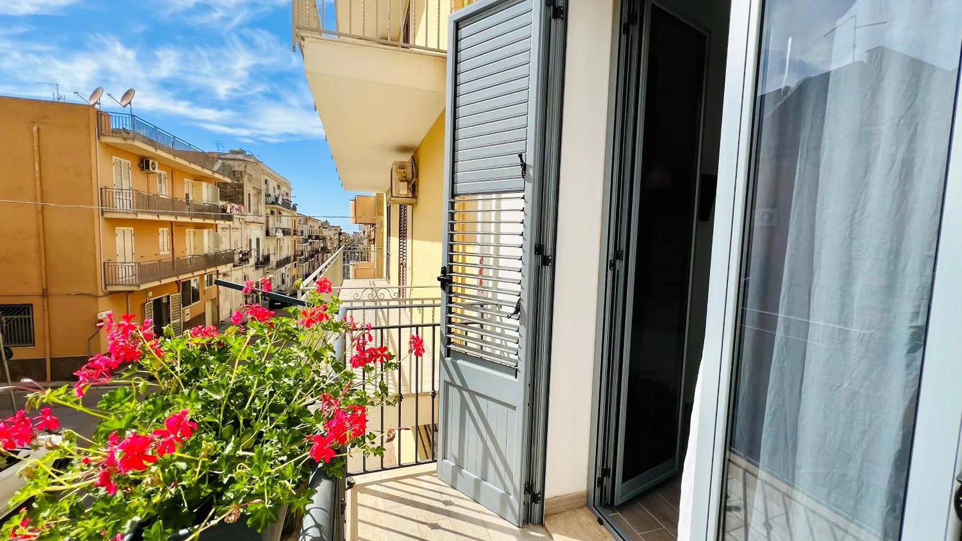 Domus Livi Hotel Cinisi Guest house